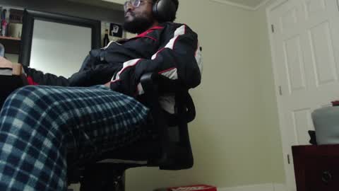 Snapshot of gothchocolate chatting on April 2026 04:00:01 AM gothchocolate online show from April 2026 04:00:01 AM