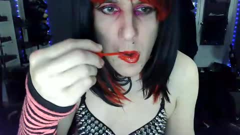 Victoriana online show from December 2024 05:13:01 PM