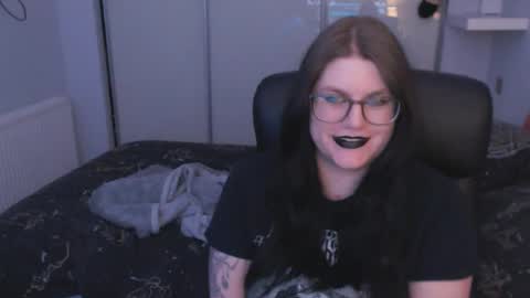 gothsuccubusbabe online show from February 2026 04:49:02 PM