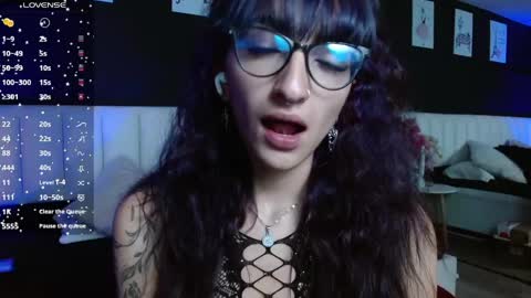 Snapshot of gotthic_met chatting on April 2026 04:08:02 AM Meredith Alessandra online show from April 2026 04:08:02 AM