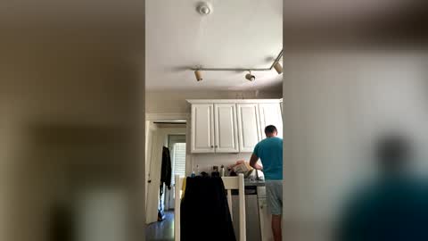 Cuddleguy online show from July 2026 01:40:02 PM