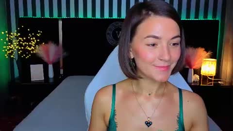 gracefulmichelle online show from June 2026 07:16:01 PM