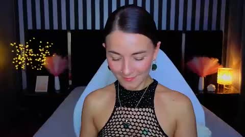 gracefulmichelle online show from June 2026 07:11:01 PM