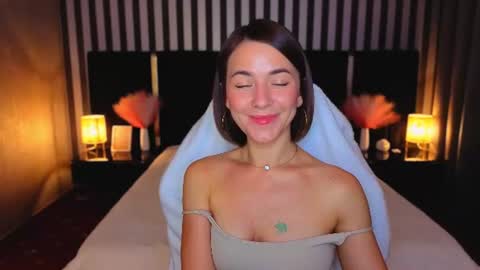gracefulmichelle online show from July 2026 08:44:01 PM