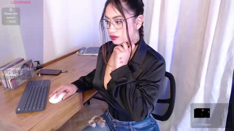  Im Sofia  online show from January 2025 04:48:02 AM