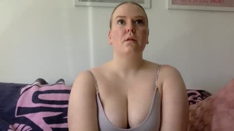 Grace Loves online show from April 2026 12:07:01 PM