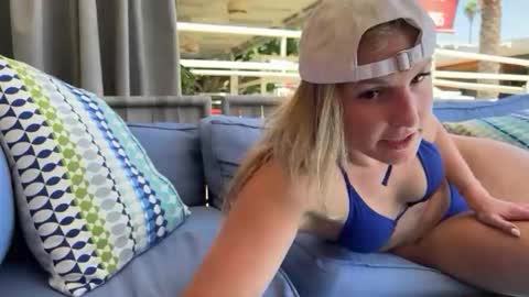 Gracie Mae online show from April 2026 09:05:01 PM