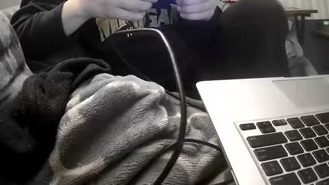 Snapshot of gratiotony chatting on December 2024 05:40:01 AM Get US to 1000 you wont be disapointed online show from December 2024 05:40:01 AM