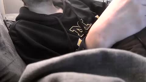 Snapshot of gratiotony chatting on December 2024 01:10:01 AM Get US to 1000 you wont be disapointed online show from December 2024 01:10:01 AM