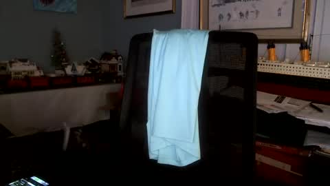 grayson_maxx online show from June 2026 11:43:01 PM