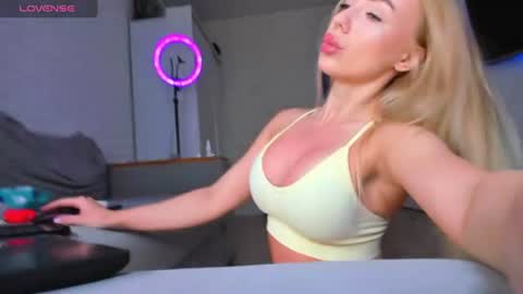 Anny online show from June 2026 05:45:02 AM