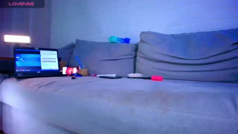 Anny online show from July 2026 10:47:01 PM
