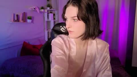 Lilith online show from September 2025 05:01:02 AM