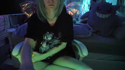 GreenEyedLovexo online show from April 2026 10:47:02 AM