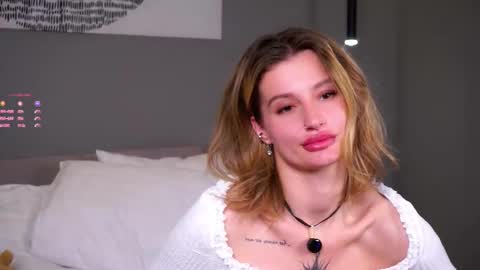 Kelly online show from December 2025 12:22:02 PM