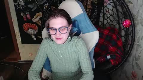 Snapshot of greenwitch9 chatting on April 2026 11:14:01 AM Lina online show from April 2026 11:14:01 AM