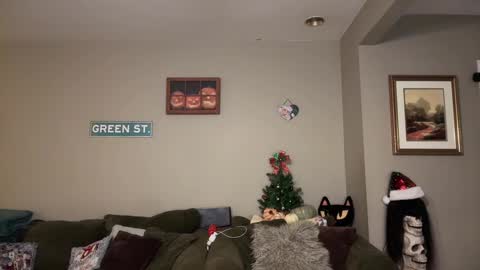 Snapshot of greenxxxqueen chatting on December 2024 05:56:02 AM SexQueen Nikki online show from December 2024 05:56:02 AM