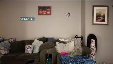 Snapshot of greenxxxqueen chatting on December 2024 07:37:02 AM SexQueen Nikki online show from December 2024 07:37:02 AM