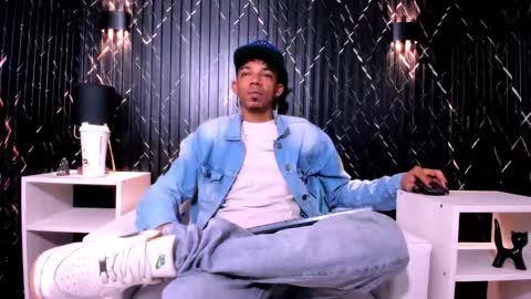 GregorySforza online show from October 2025 12:19:02 PM