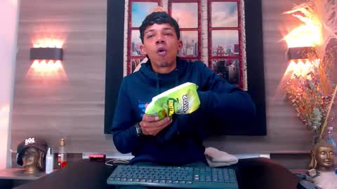 GregorySforza online show from December 2025 07:09:01 PM