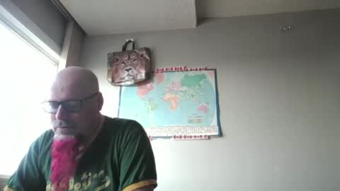 Snapshot of gregrev chatting on September 2025 12:32:01 AM gregrev online show from September 2025 12:32:01 AM