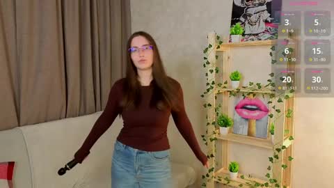 Snapshot of gretalinelle chatting on May 2026 06:37:02 PM Cutie Ellie online show from May 2026 06:37:02 PM