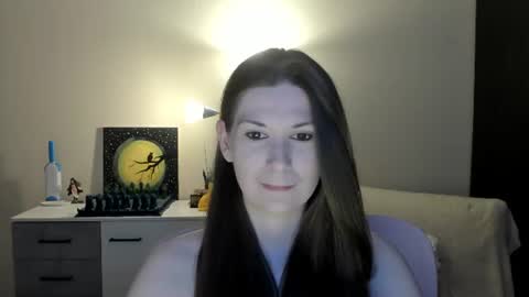 Snapshot of gretamiln chatting on July 2026 09:43:01 PM Greta online show from July 2026 09:43:01 PM