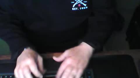 Snapshot of greyghost04 chatting on April 2026 04:32:01 AM greyghost04 online show from April 2026 04:32:01 AM