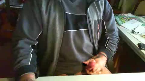 greyhounddog online show from December 2024 09:19:02 AM