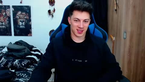 Snapshot of griego01 chatting on December 2024 01:07:01 AM griego01 online show from December 2024 01:07:01 AM