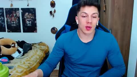 Snapshot of griego01 chatting on December 2024 02:35:01 AM griego01 online show from December 2024 02:35:01 AM