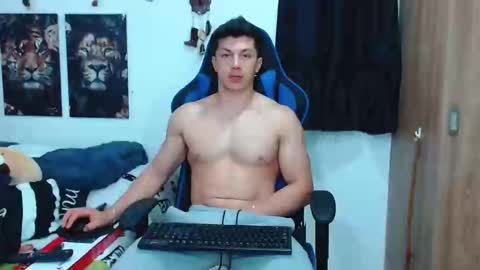 Snapshot of griego01 chatting on February 2025 04:50:01 AM griego01 online show from February 2025 04:50:01 AM