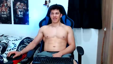 Snapshot of griego01 chatting on February 2025 01:37:01 AM griego01 online show from February 2025 01:37:01 AM