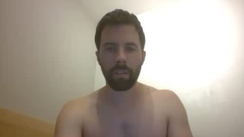 grimpeurdu74 online show from November 2025 11:36:02 PM