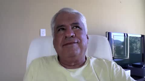grisa01 online show from May 2026 12:32:02 PM