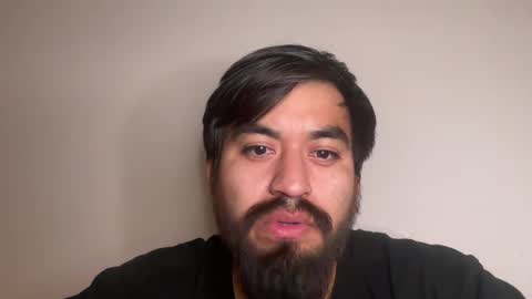 Snapshot of growerto5 chatting on March 2025 02:04:02 AM Hornystoner online show from March 2025 02:04:02 AM