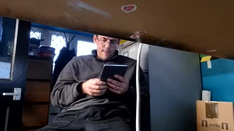 Snapshot of grumpy271 chatting on November 2025 04:08:01 PM grumpy271 online show from November 2025 04:08:01 PM