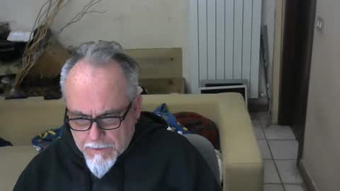 GRIZZLY65 online show from February 2026 07:09:01 PM