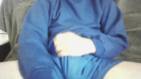 Snapshot of guapete_21x chatting on May 2026 03:52:02 PM guapete 21x online show from May 2026 03:52:02 PM