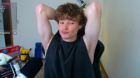 gucciboi4 online show from May 2026 03:50:02 PM