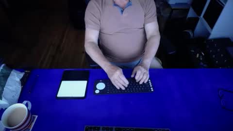 guesswhatigot2 online show from October 2025 08:12:01 AM