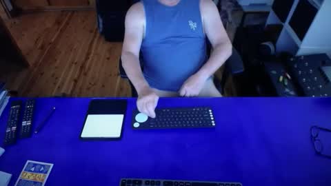 guesswhatigot2 online show from October 2025 04:12:01 AM