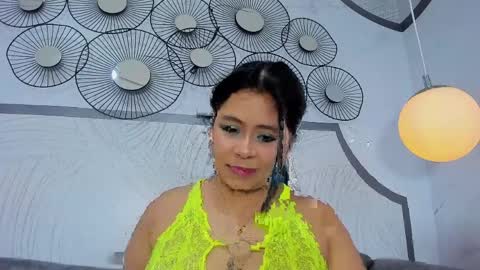 GuiaAnderson online show from April 2026 03:00:02 AM