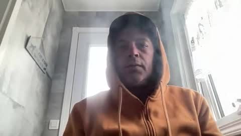 Snapshot of guil0 chatting on April 2026 11:11:01 AM guil0 online show from April 2026 11:11:01 AM