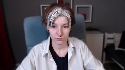 guitarandangell online show from November 2025 04:07:01 AM