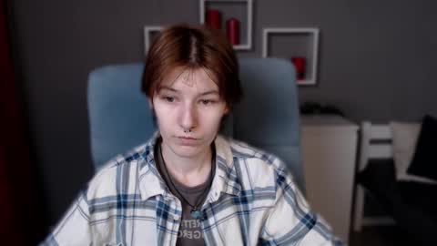 guitarandangell online show from November 2025 11:00:01 AM