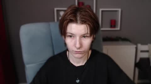 guitarandangell online show from December 2025 01:55:02 AM