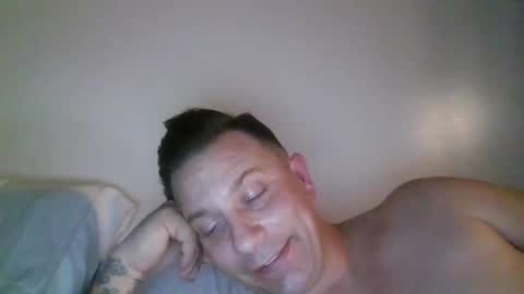 Snapshot of gulick1207 chatting on March 2025 05:33:01 AM gulick1207 online show from March 2025 05:33:01 AM