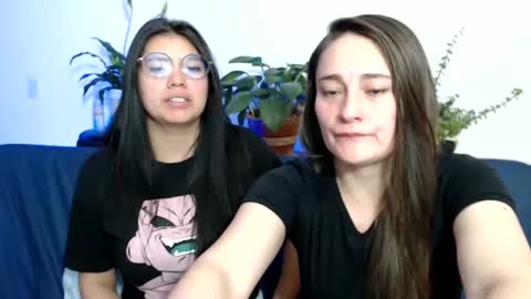 Snapshot of gumball_room chatting on February 2025 05:53:01 AM Vane blonde and Hazell black hair online show from February 2025 05:53:01 AM