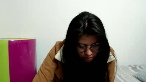 Vane blonde and Hazell black hair online show from February 2026 11:12:02 PM